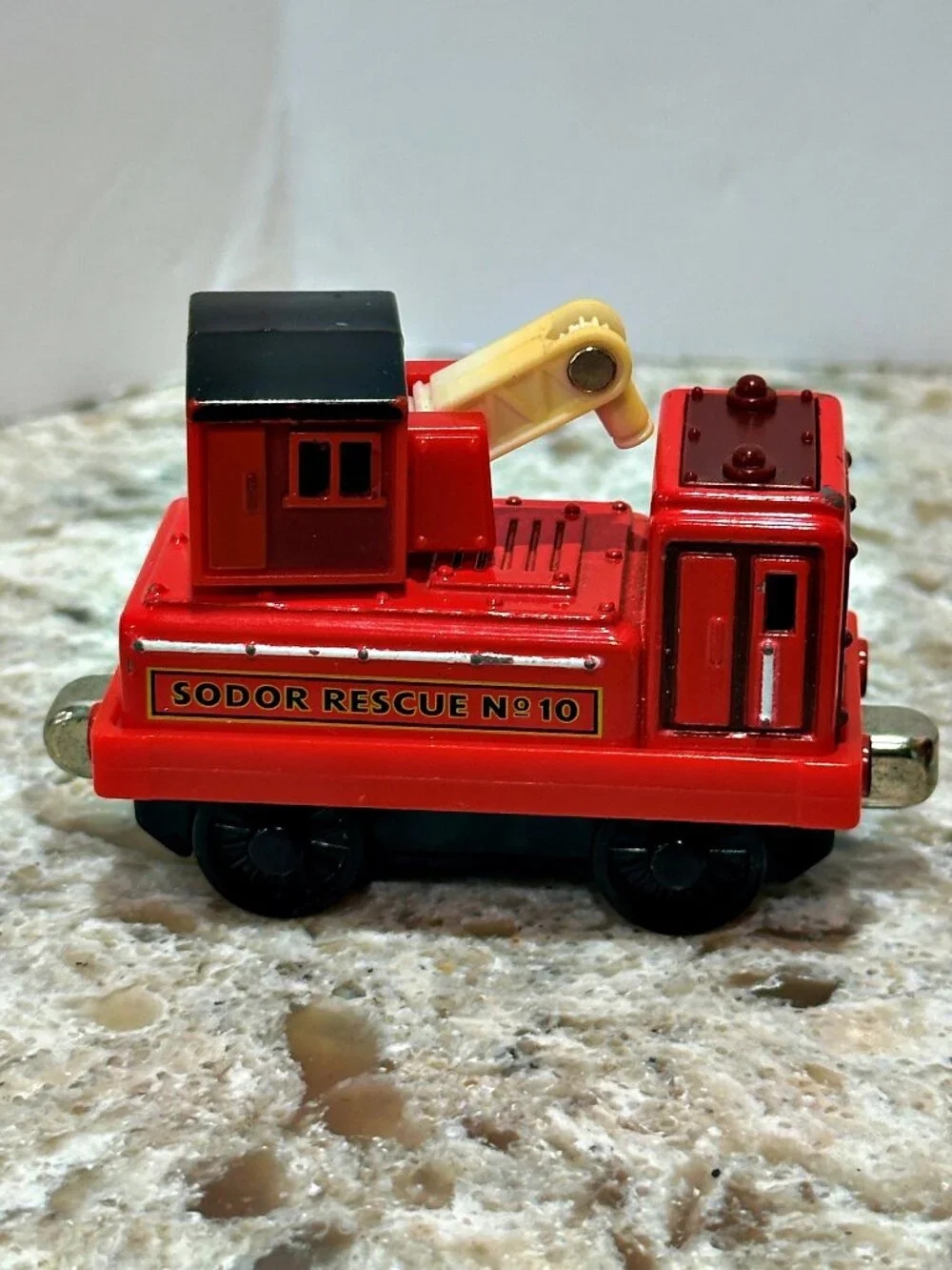 Thomas & Friends Sodor Rescue Airport Car Lot 3 Take Along 2004 Learning Curve
